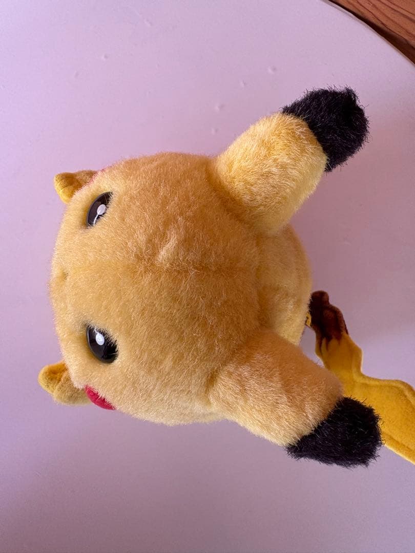 お腹を押すと鳴くピカチュウ　初期