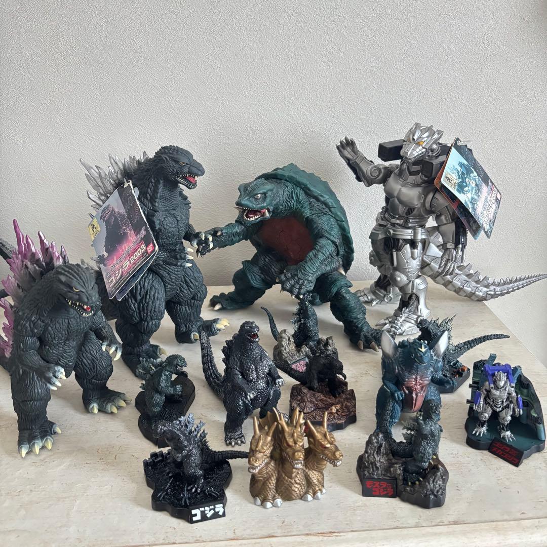 ゴジラ　メガゴジラ　ガメラ　フィギュアセット売り　計14点