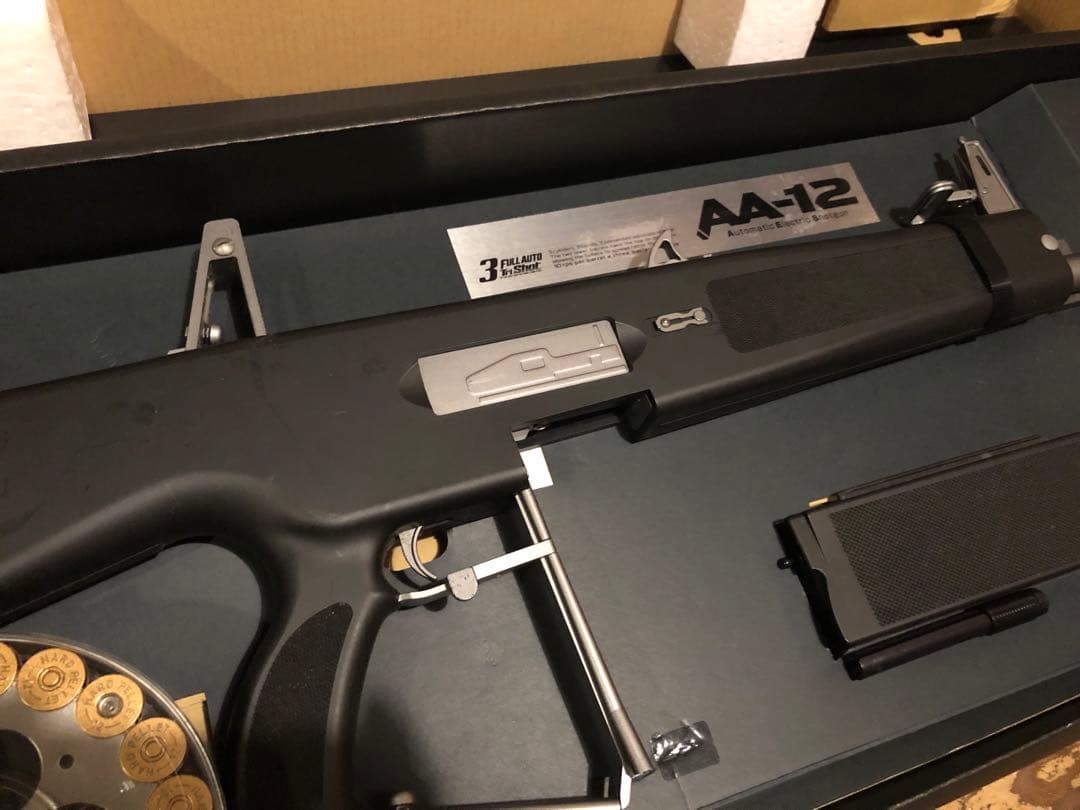 東京マルイ 電動ショットガン AA-12 ドラムマガジン付き