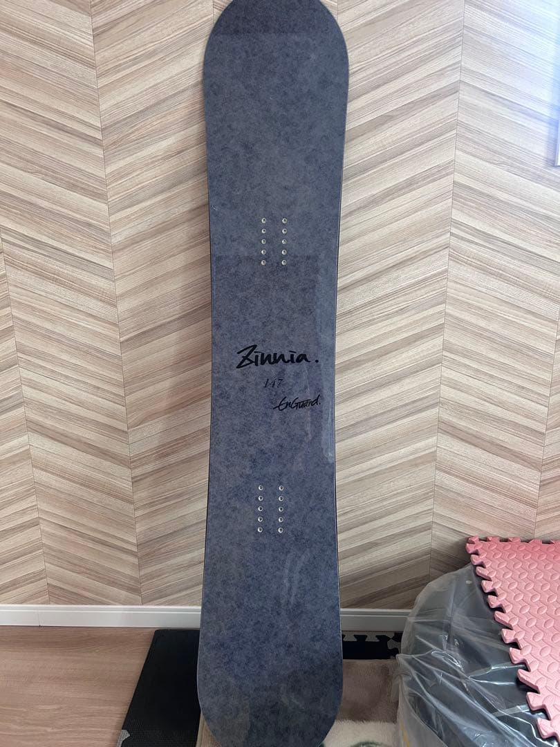25-26 Zinnia Enguard スノーボード 147センチ