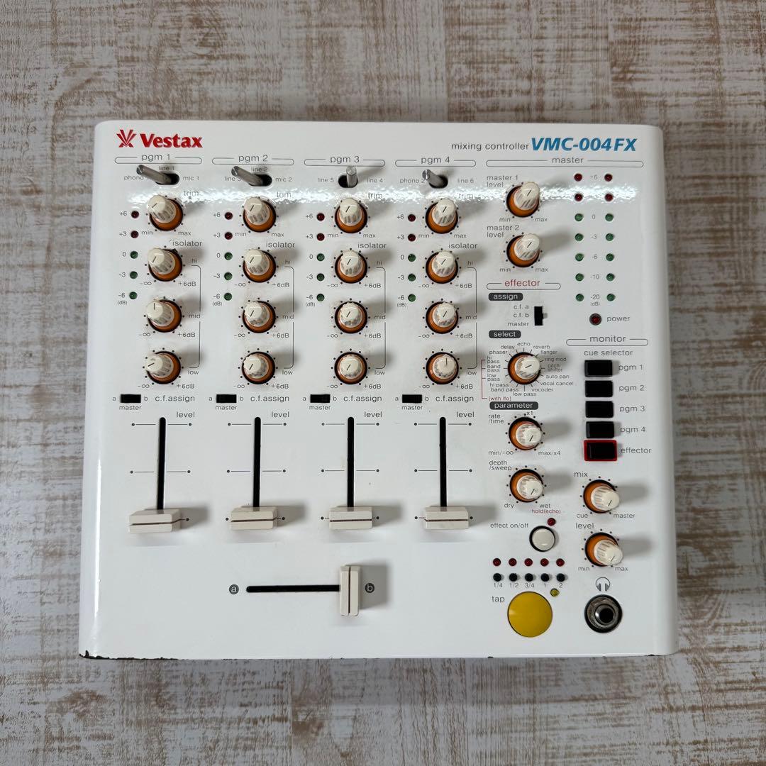 【DJミキサー】Vestax VMC-004 FX ジャンク　本体のみ
