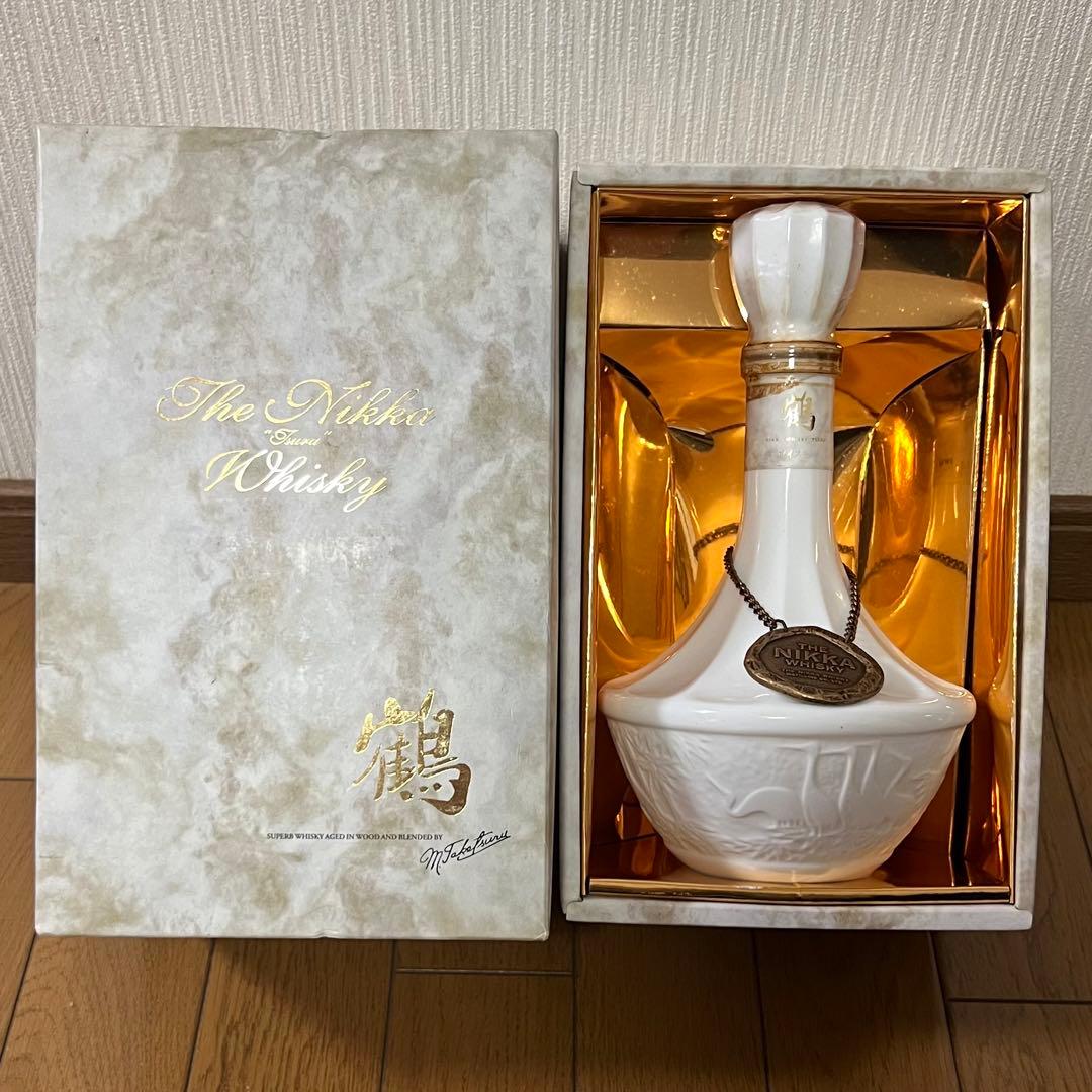 【新品未開栓】ニッカウィスキー 鶴 陶器瓶 古酒　※ボトル液漏れあり