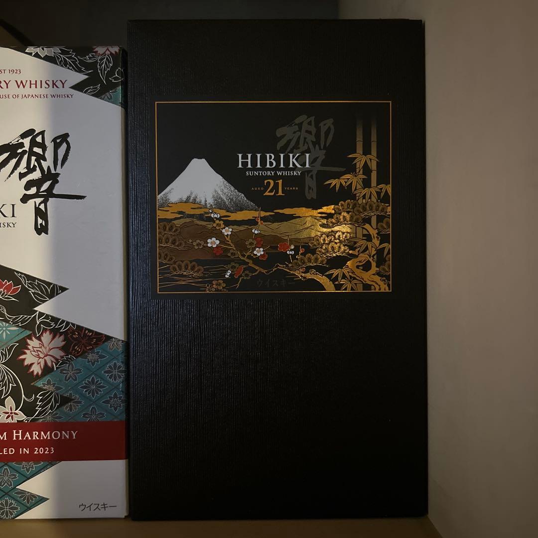 Hibiki 21年 ウイスキー ギフトボックス入り