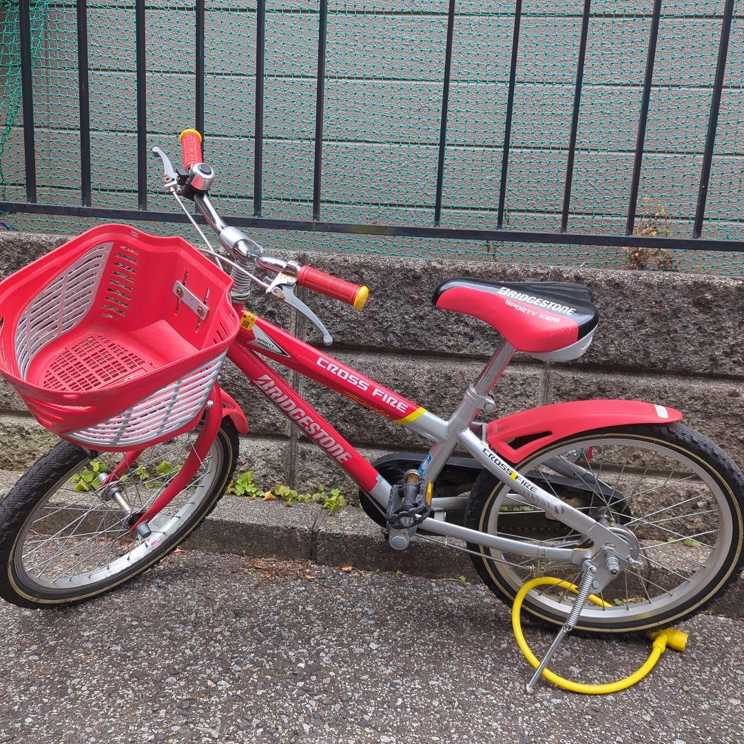 Cross Fire 子供用自転車 赤/シルバー　サイズ１８(東京北区）