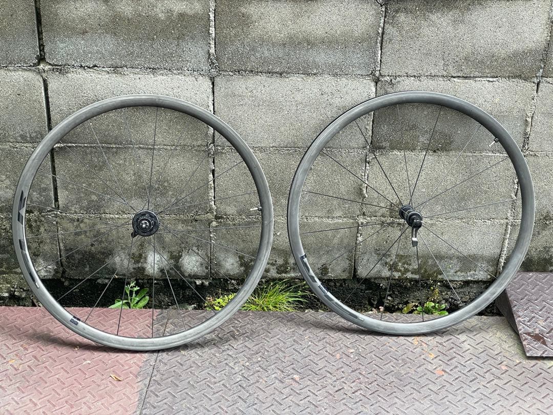 GIANT SLR0 リムブレーキカーボンホイールセット