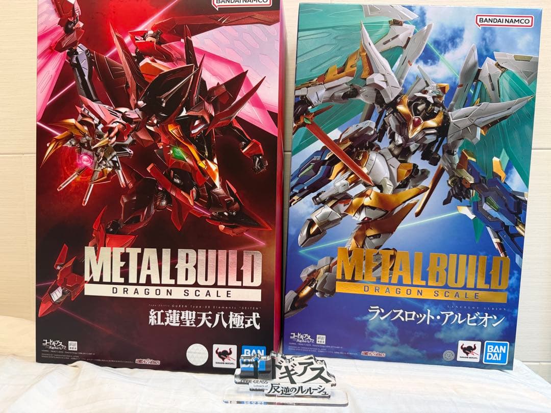 yutoto96メタルビルド紅蓮聖天八極式 & ランスロットアルビオン