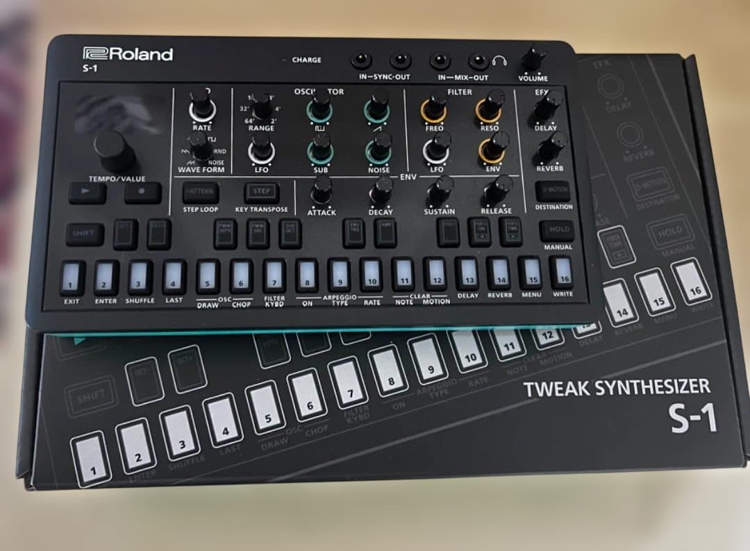 ROLAND AIRA S-1・アナログシンセサイザー・TWEAK・DAW