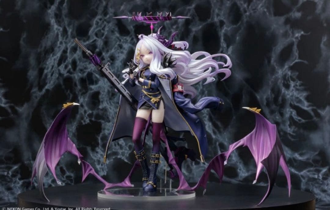 ブルーアーカイブ　空崎ヒナ　1/7 完成品フィギュア　※外箱大きな割れ・破れあり