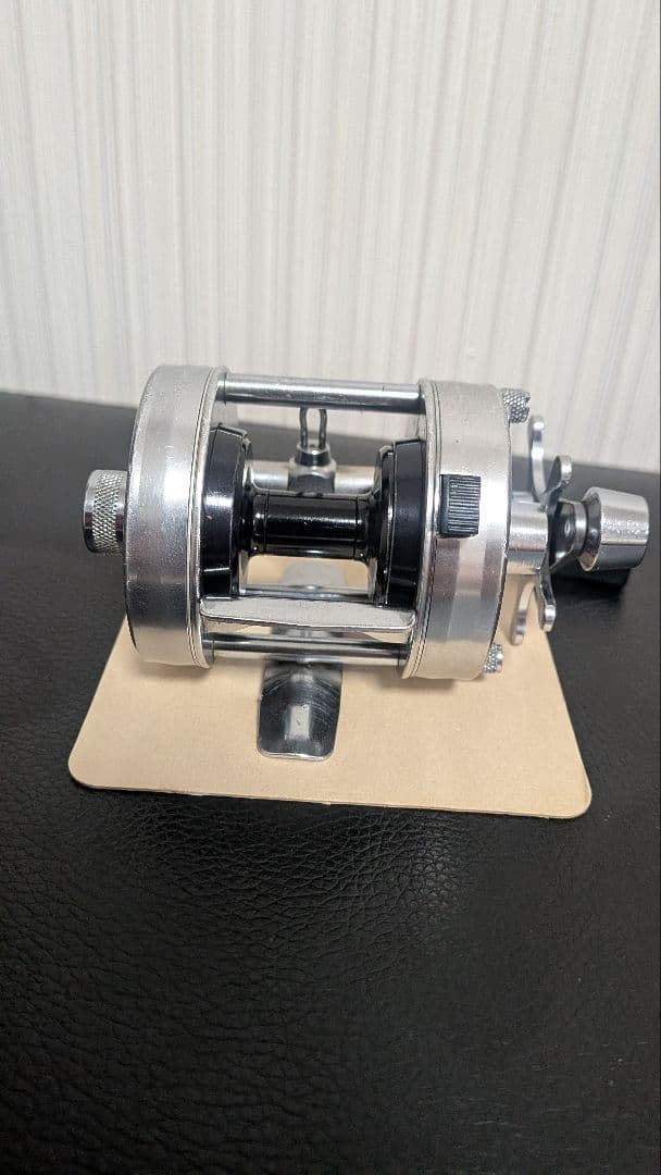 美品 Abu Garcia abu2500c アブ 2500C アンバサダー