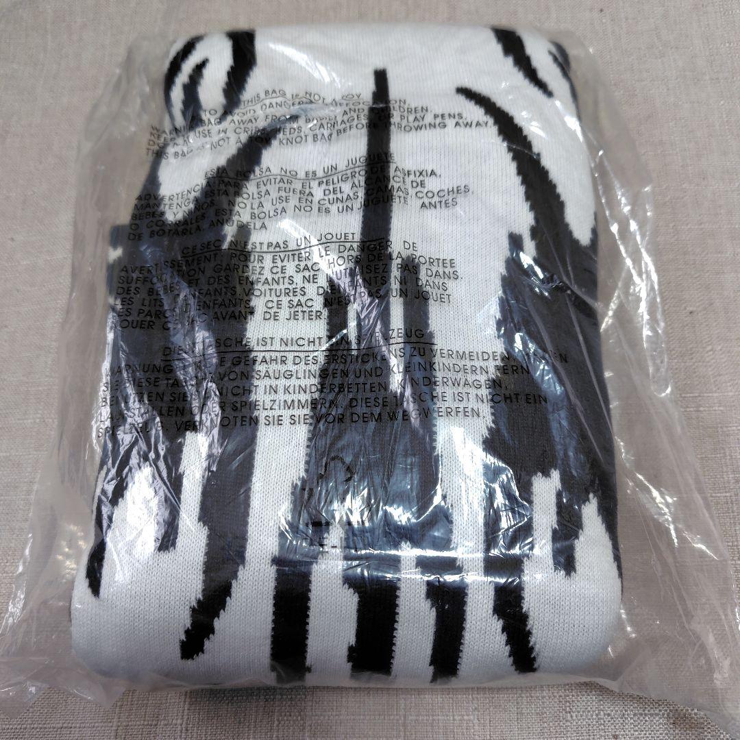 BABYL  UGLY クリスマスセーター　新品