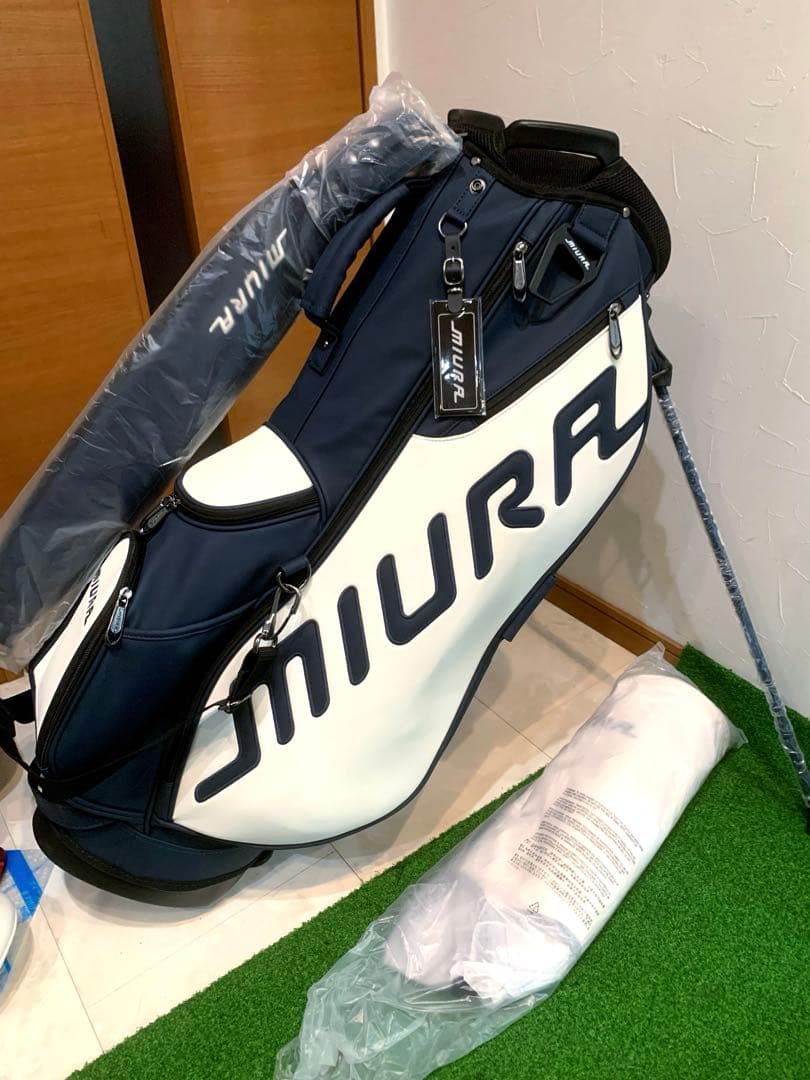 希少　完売　新品未使用　三浦技研　ミウラ　スタンド　キャディバッグ