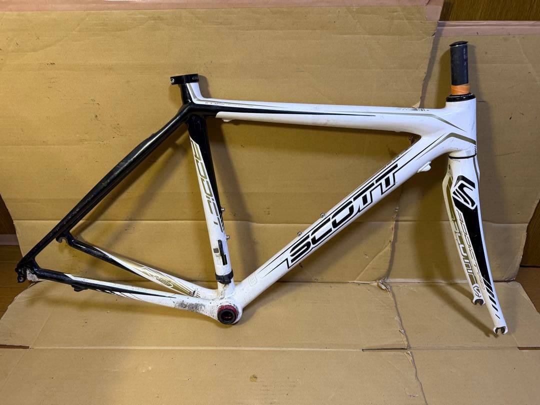 SCOTT ADDICT R3 フルカーボン　ロードバイク　フレームセット