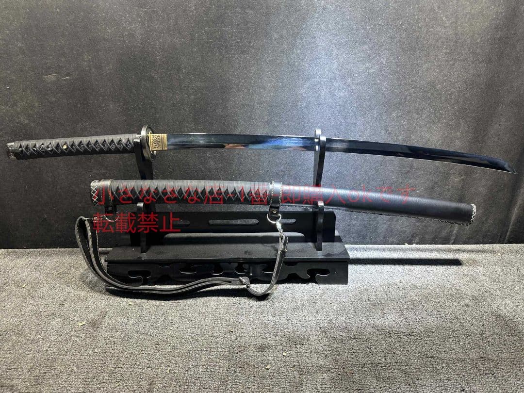 侍は刀を打ってビルを殺した 古兵器 武具 刀装具 日本刀 模造刀 居合刀