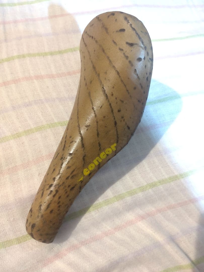 送料込【concor s.marco コンコールサンマルコ】　自転車サドル