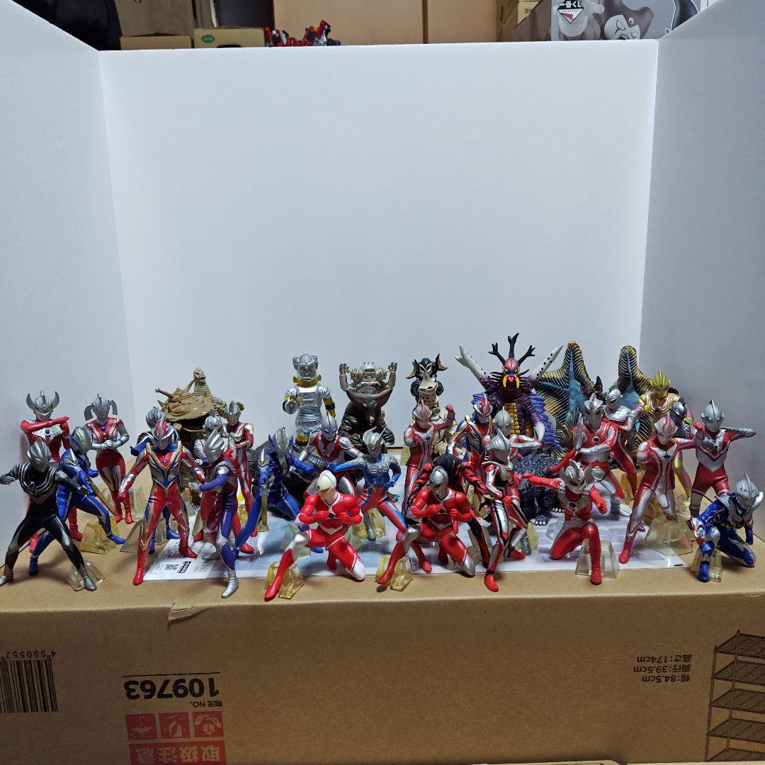 究極大怪獣アルティメットモンスターズ　ウルトラ怪獣、ウルトラマン38体セット