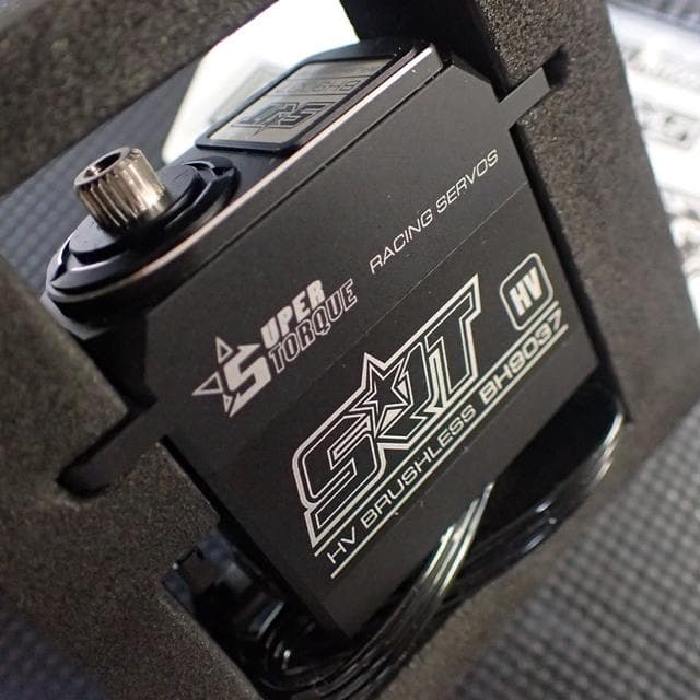 SRT 1/5オンロード HVブラシレスサーボ