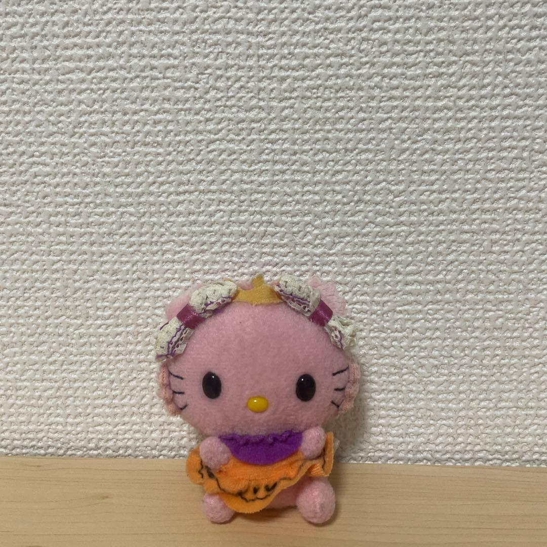 サンリオ　ハロウィンデザインシリーズ　チャーミーキティ　マスコット　ぬいぐるみ