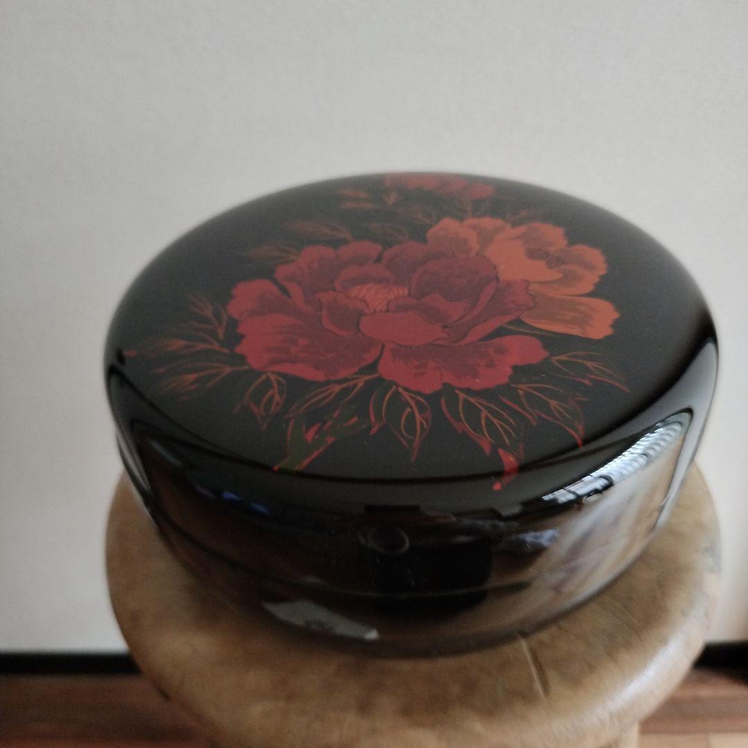 美品　漆器　八雲塗　菓子器　牡丹