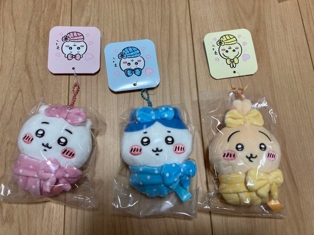 ちいかわ キュッ おくるみぷちミニマスコット ３点