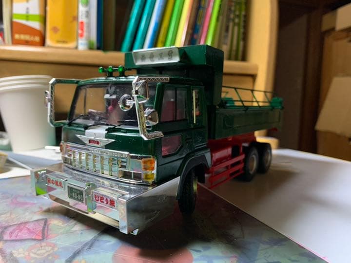 アオシマ1/32完成品