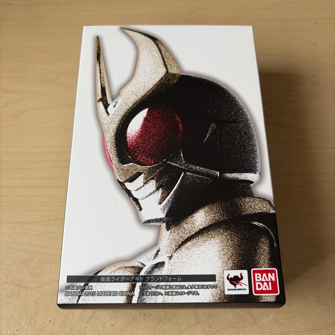 真骨彫　S.H.Figuarts仮面ライダーアギト　グランドフォーム
