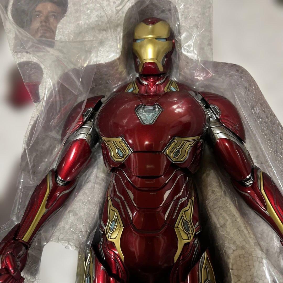 ホットトイズ　1/6アイアンマン マーク50