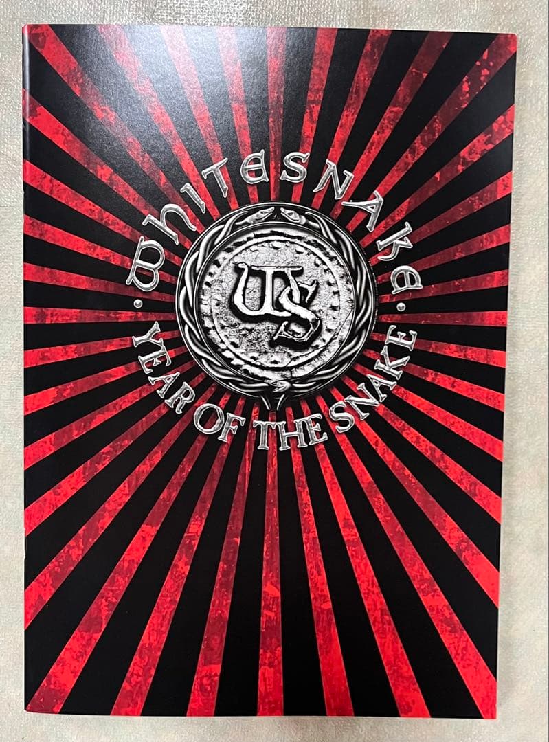 WHITESNAKE 直筆サイン入り 2013年 ツアーパンフレット