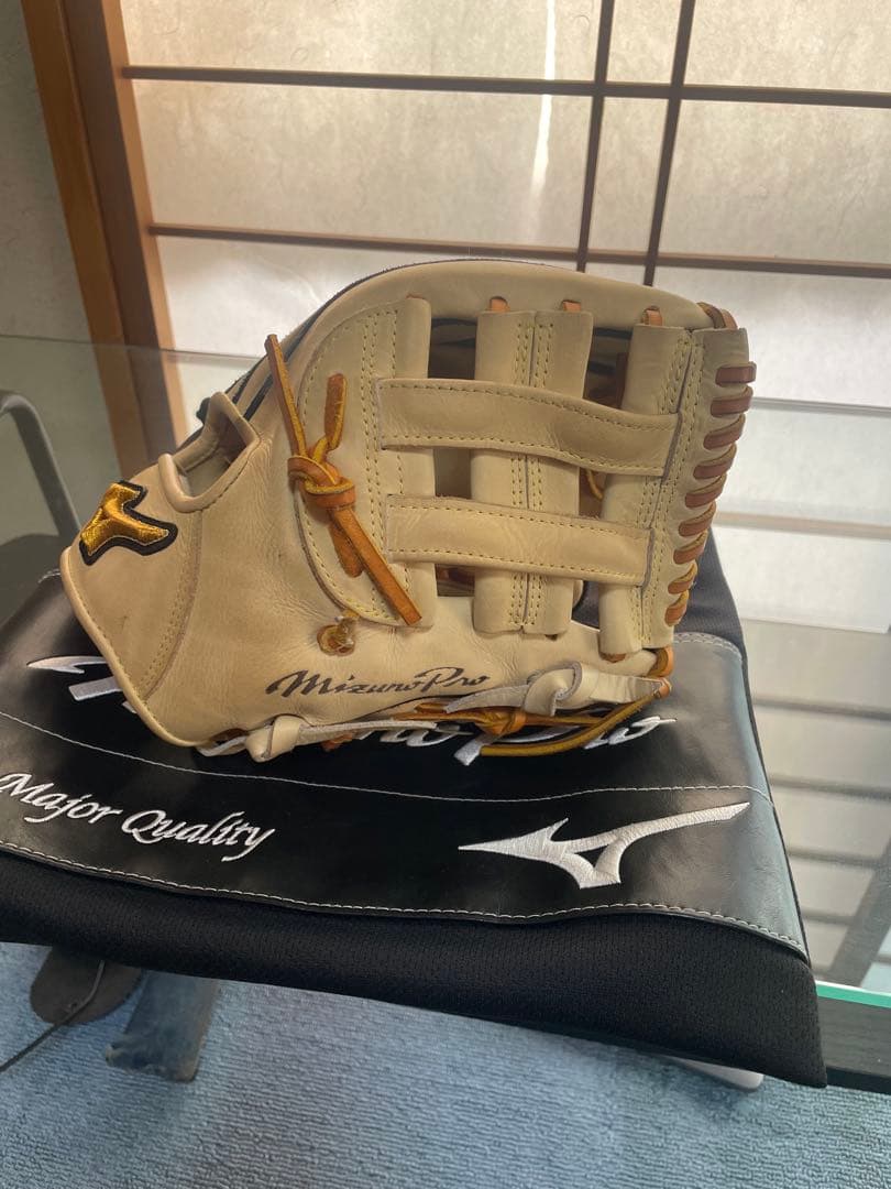 フェルナンドタティスJr Mizuno Pro 軟式野球用グローブ ベージュ