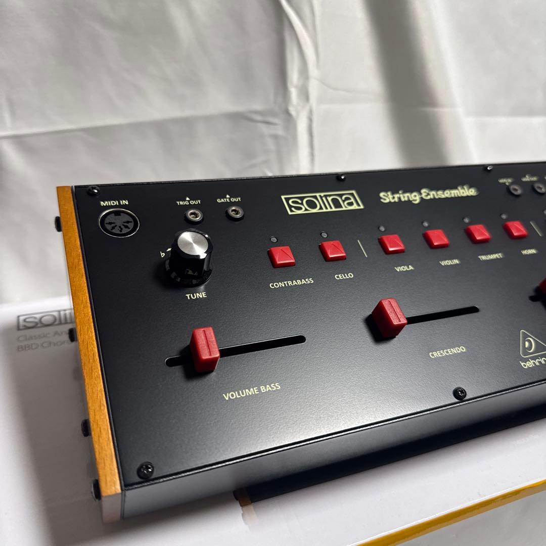 鍵盤楽器 Behringer Solina String Ensemble