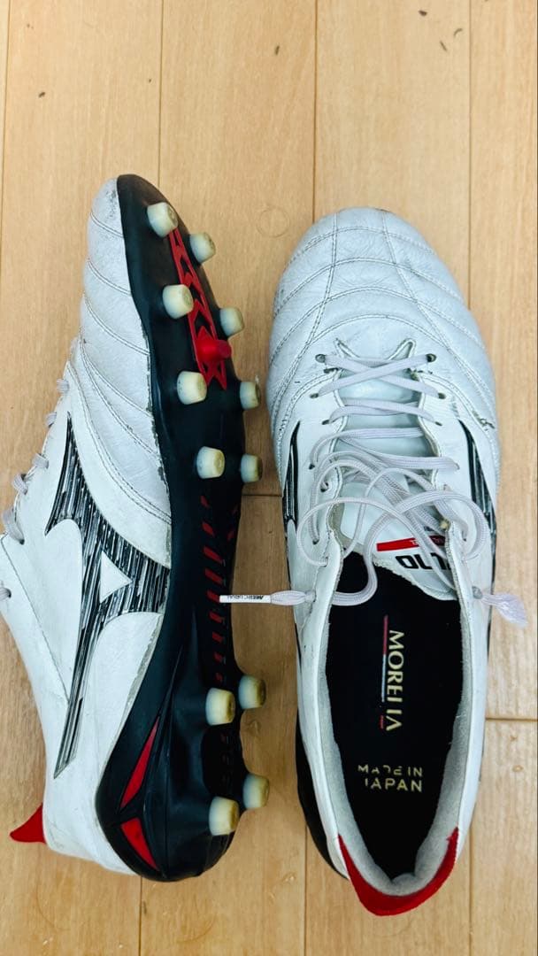 Mizuno Morelia Neo 4サッカーシューズ