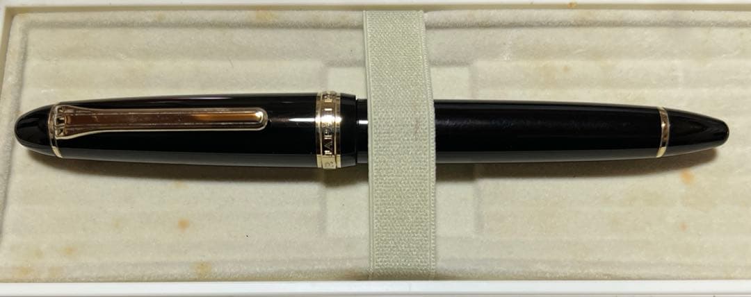 在庫一掃バーゲン‼️美品‼️SAILOR 1911万年筆 黒 14K