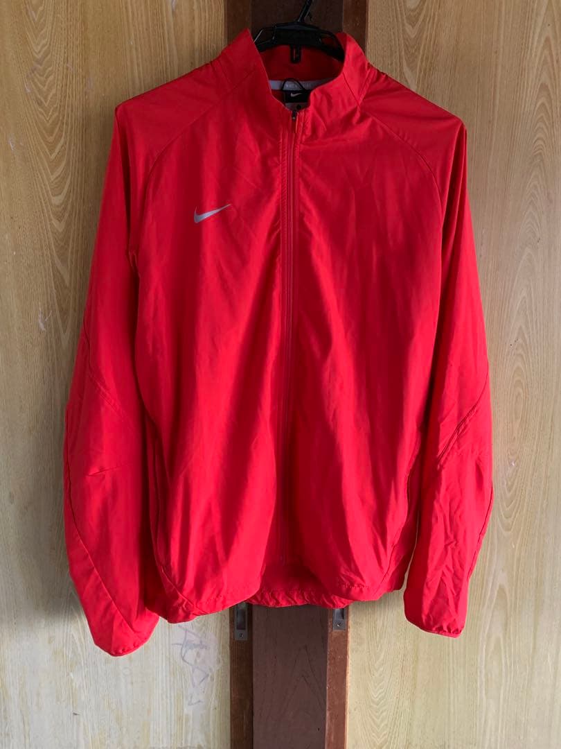 ☆女性用☆ Nike Running ジャケット Lサイズ レッド