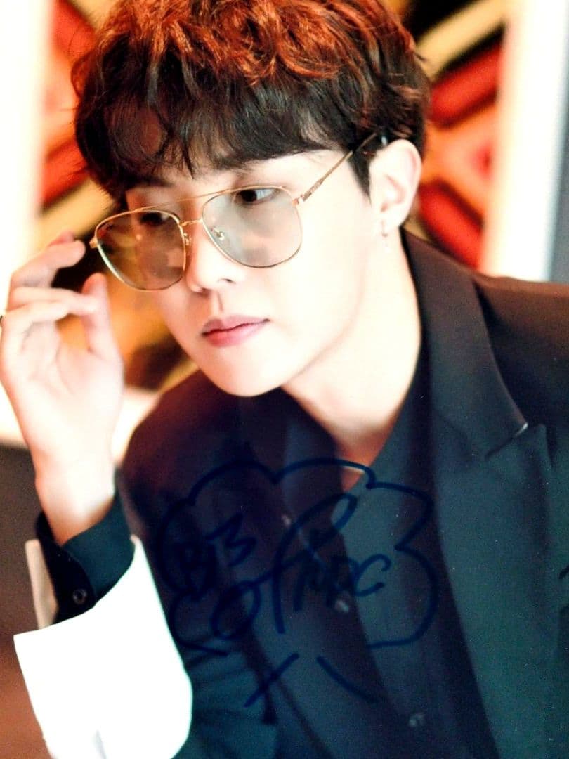 J-HOPE直筆サイン入り超 特大写真…ジェイホープ…BTS…防弾少年団…3