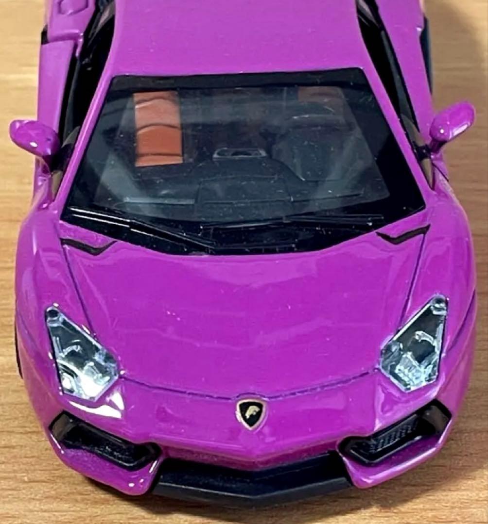 北箱　ミニカーランボルギーニ アヴェンタドール パープル