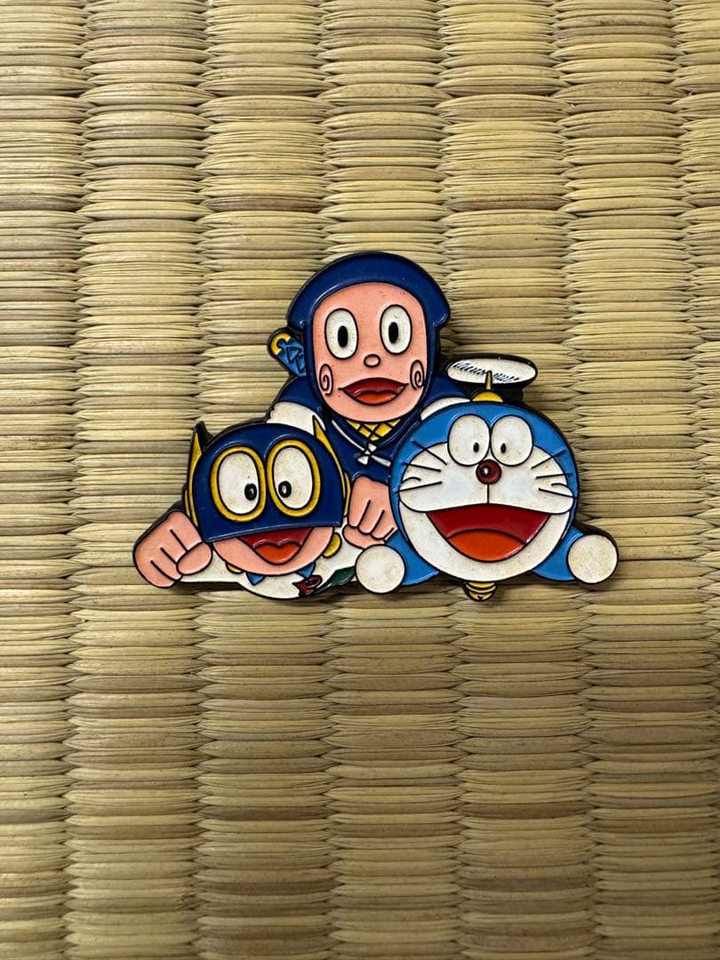 希少　パーマン・ハットリくん・ドラえもんバッチ 藤子小学館　レトロ　当時物