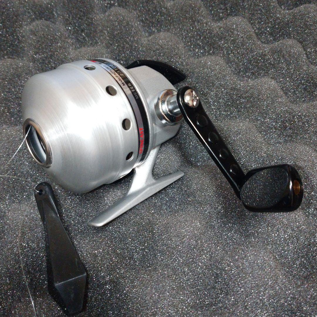 ダイワ スピンキャスト ST30 新品未使用 クローズドフェイスリール オールド