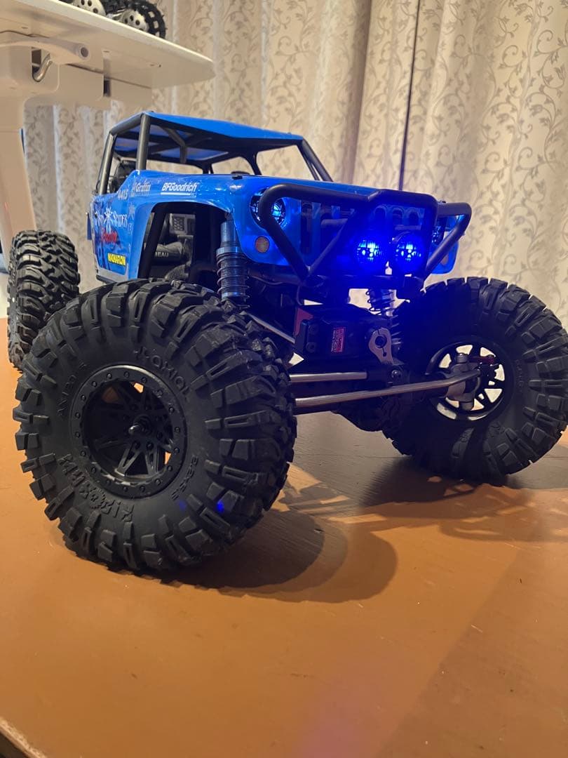アキシャル　レイス　ポイズンスパイダー　①