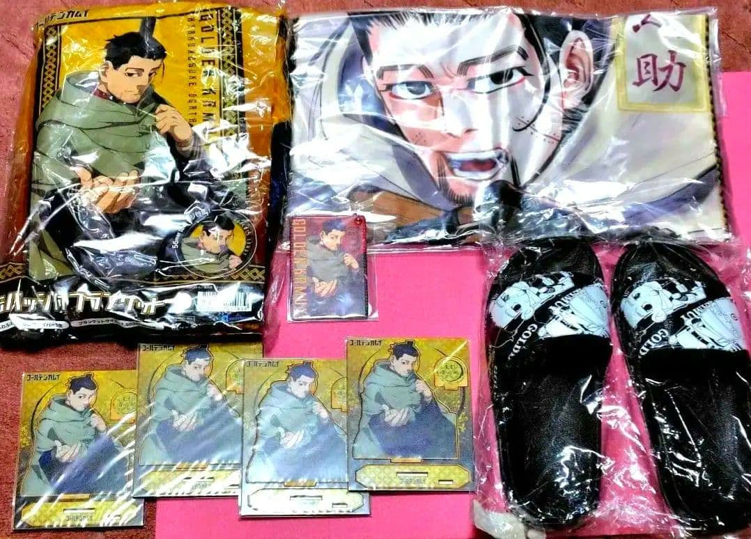 【8点セット】ゴールデンカムイ ブランケット 木製 スタンド尾形百之助大判タオル
