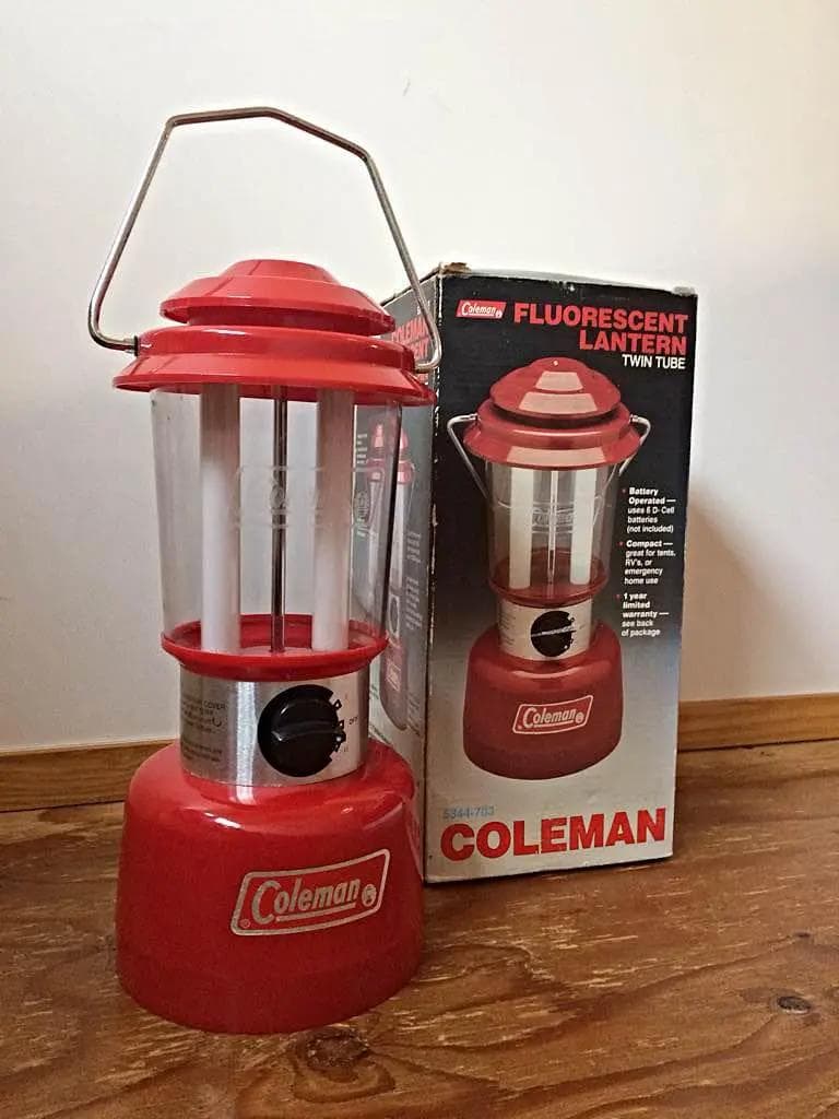 Coleman 蛍光灯ランタン　赤