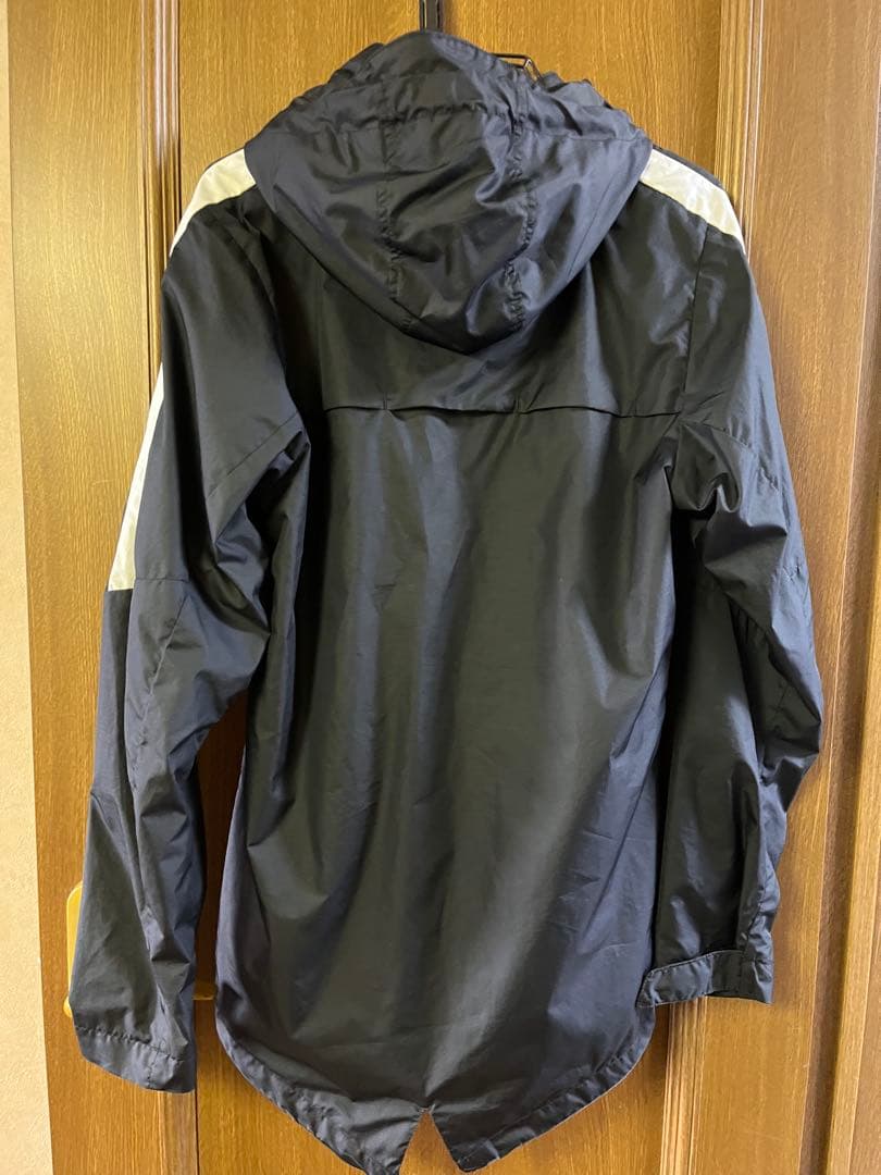 ナイキ STORM FIT 1 SQUAD SHIELD ジャケット Sサイズ