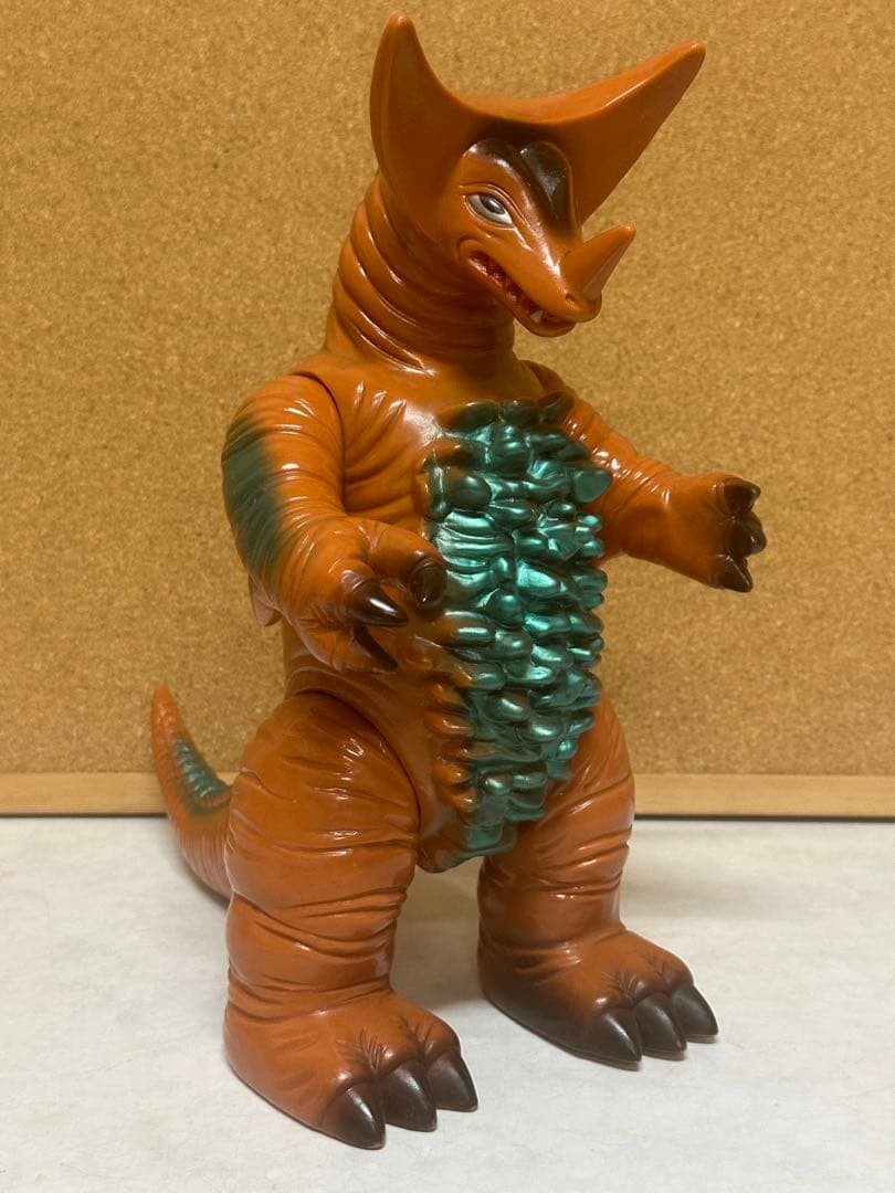 ゴモラ　ジャンボソフビ