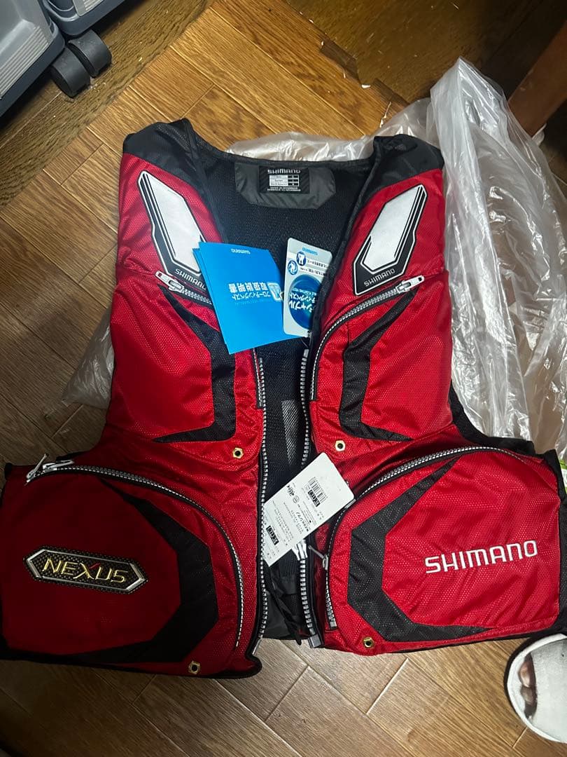 SHIMANO NEXUS ライフジャケット レッド