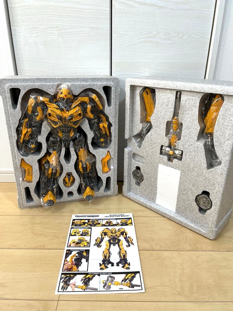 【希少】バンブルビー トランスフォーマー 最後の騎士王 threeA