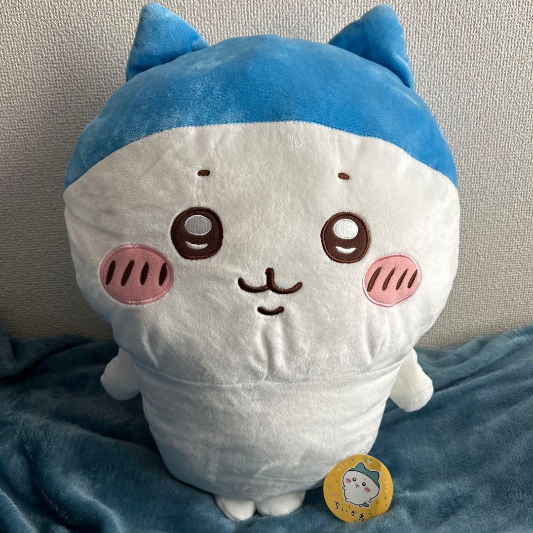 ハチワレちゃん スポーツ刈り ちいかわ ぬいぐるみ