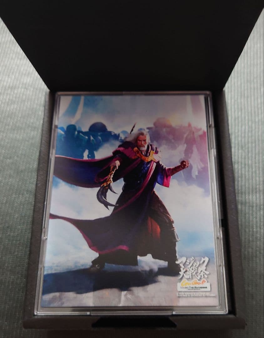 mtg 超稀少 大戦祭限定 桐箱つき ウルザ フルプロテクトスリーブ ecl