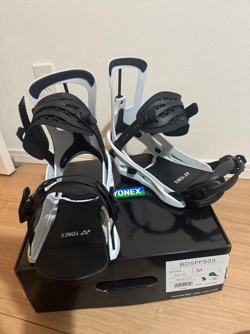 SPINEBACK スノーボード ビンディング ホワイト 25-26 新古品　M