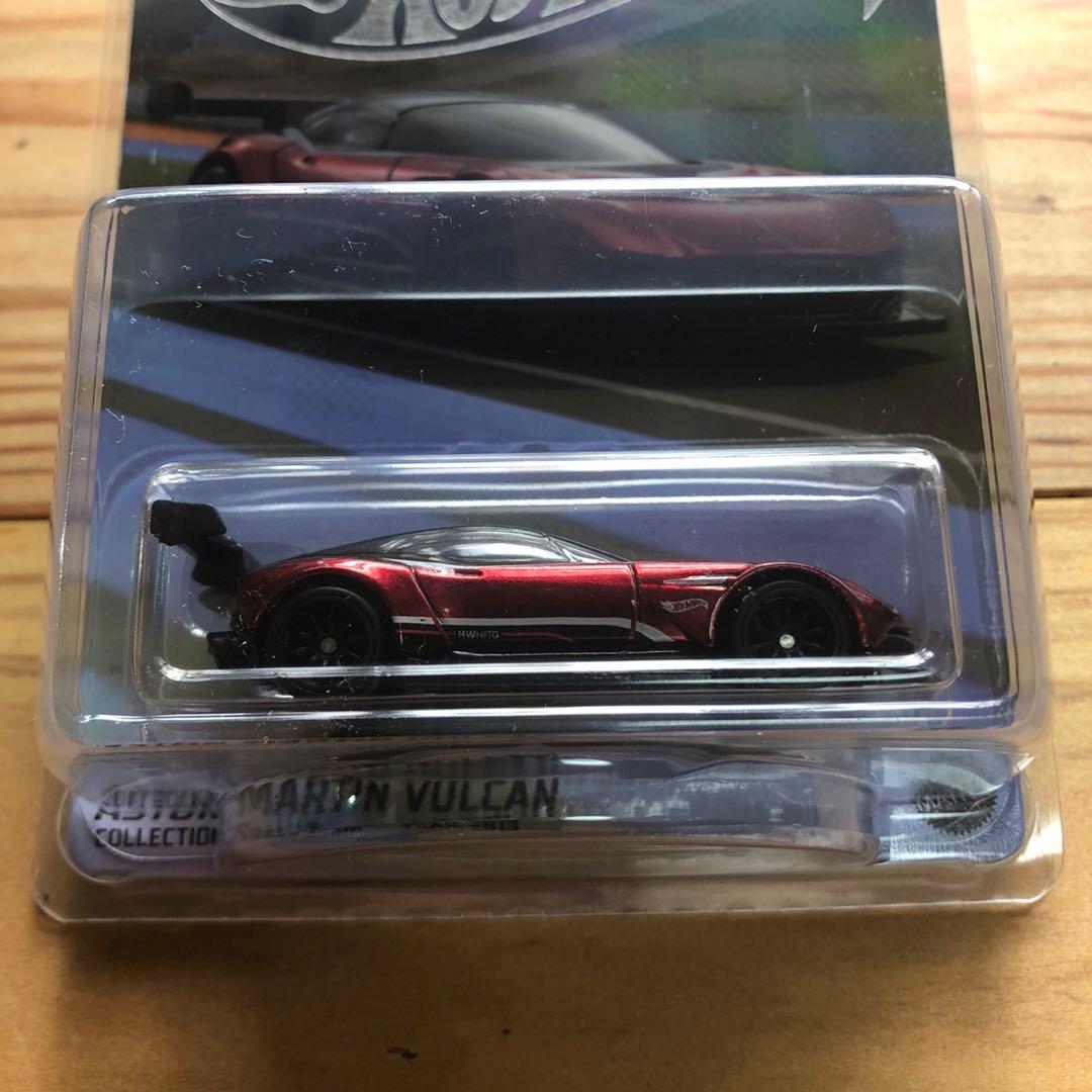 ホットウィール NFTガレージ Aston Martin Vulcan