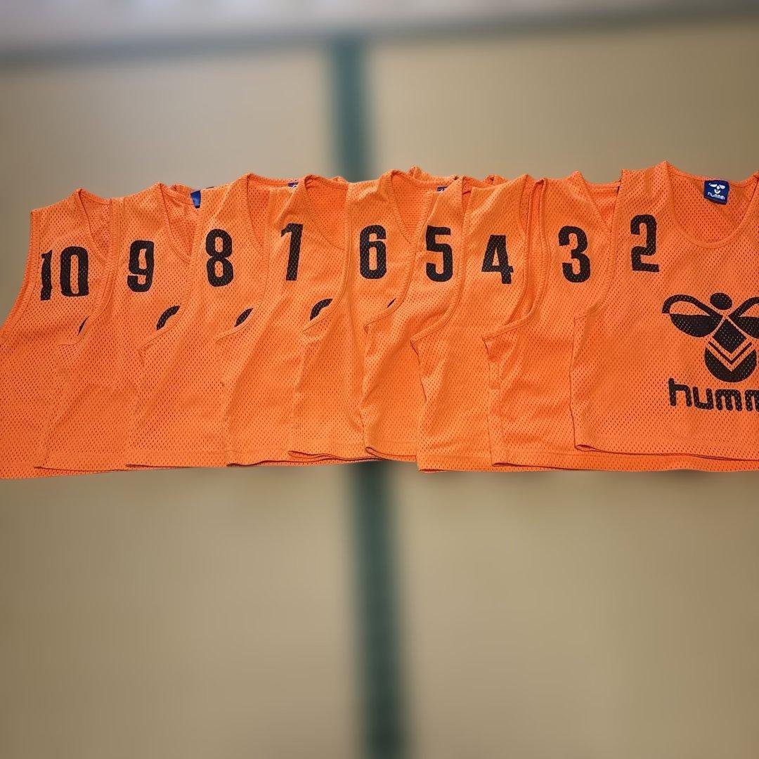 hummel オレンジ厚手メッシュウェア 背番号2-10 ジュニア用
