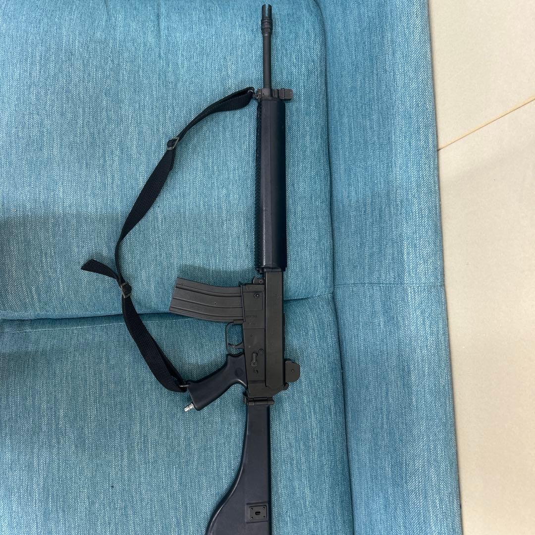 AR-18 ブラック ストラップ付き