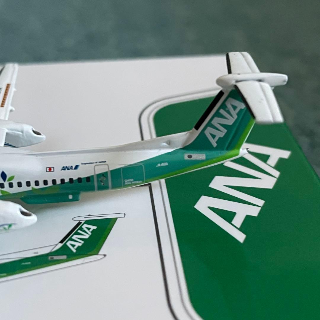 ANA Dash 8 Q-400 全日空 BOMBARDIER グリーンジェット